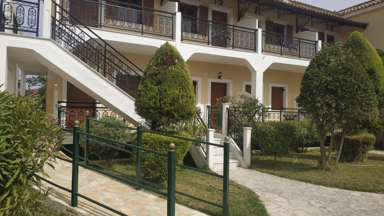 Tasaros Studios Лаганас Екстериор снимка